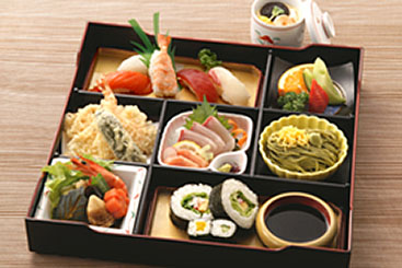 【152】 つばき 1,800円(税抜1,890円)